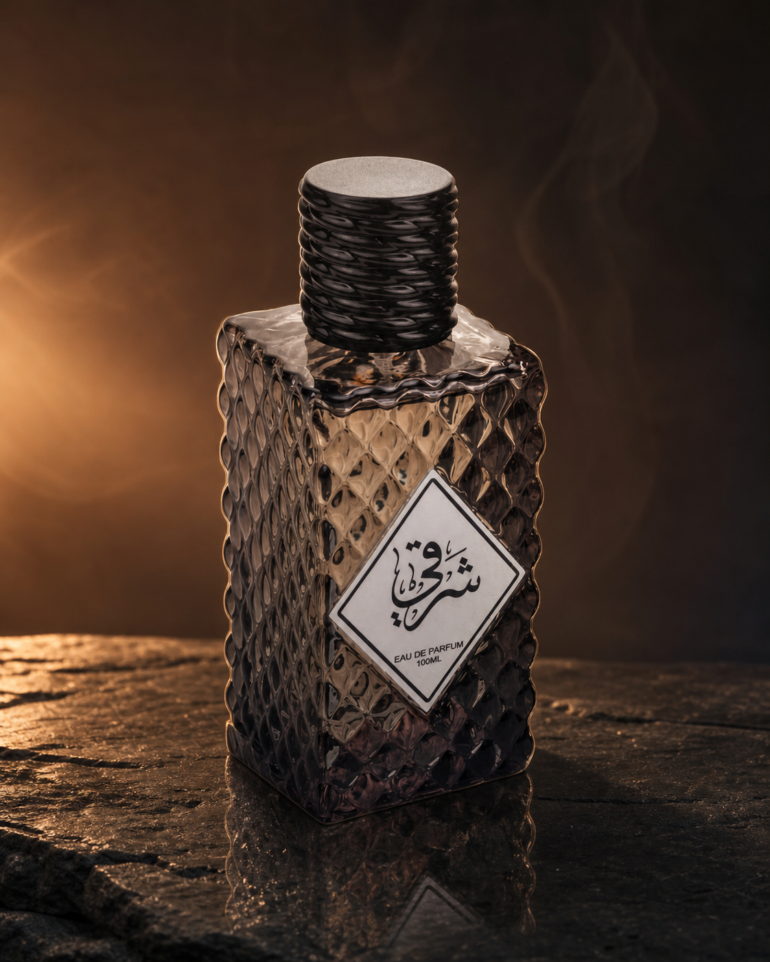 إعلان فاخر لعطر شرقي بعد تحسين صورة المنتج